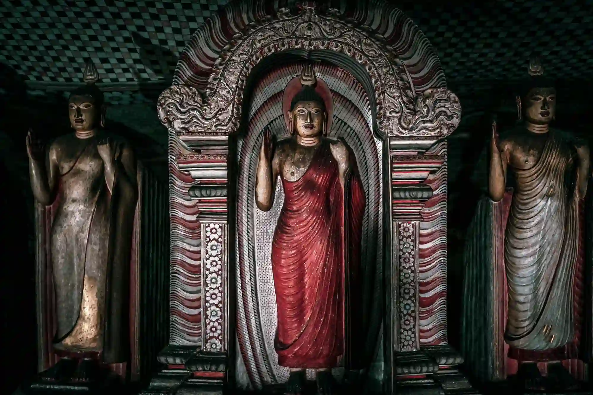 Dambulla Cave Temple