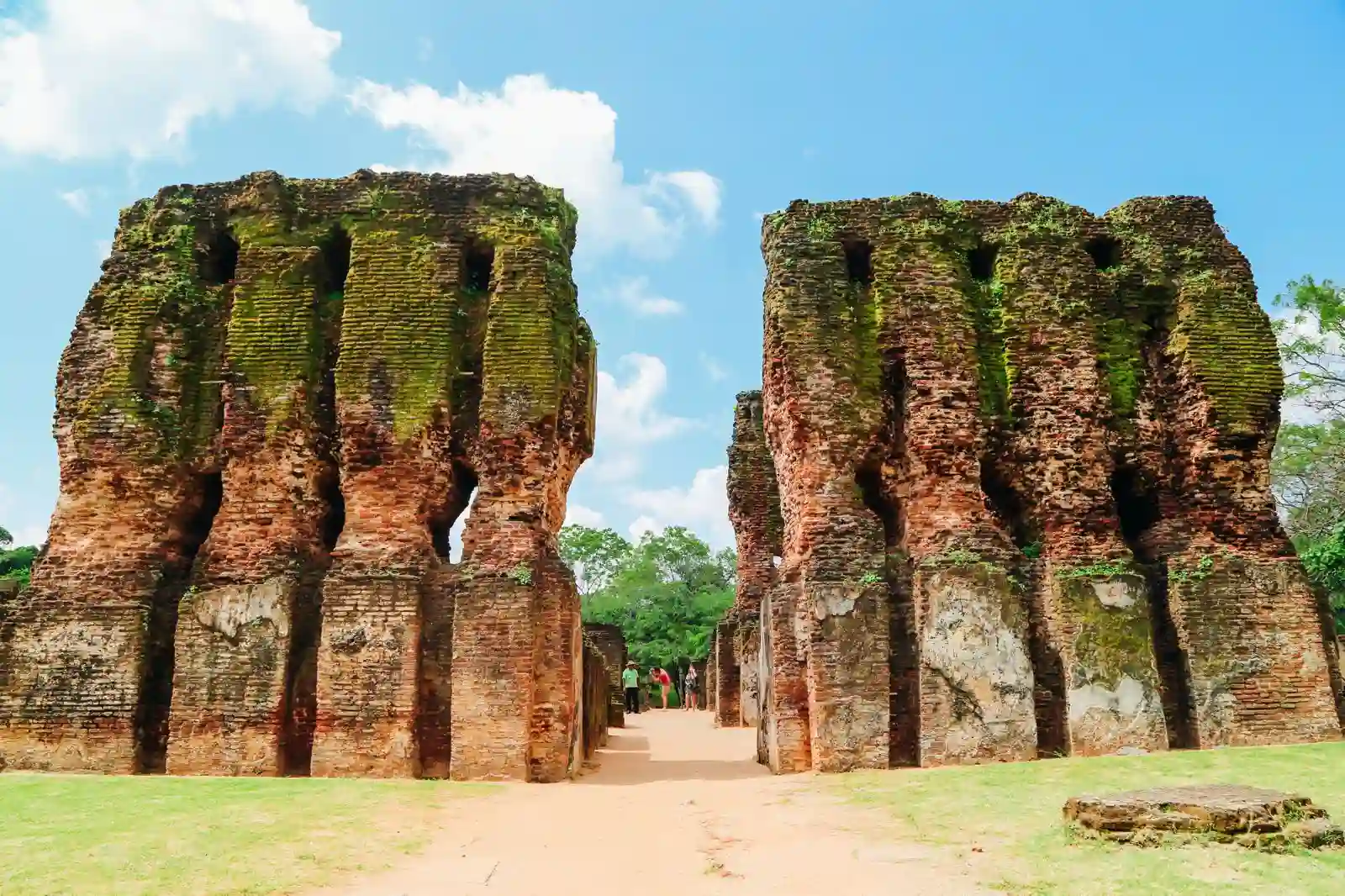 Ancient Capitals & Cultural Heritage Tour — Photo 7