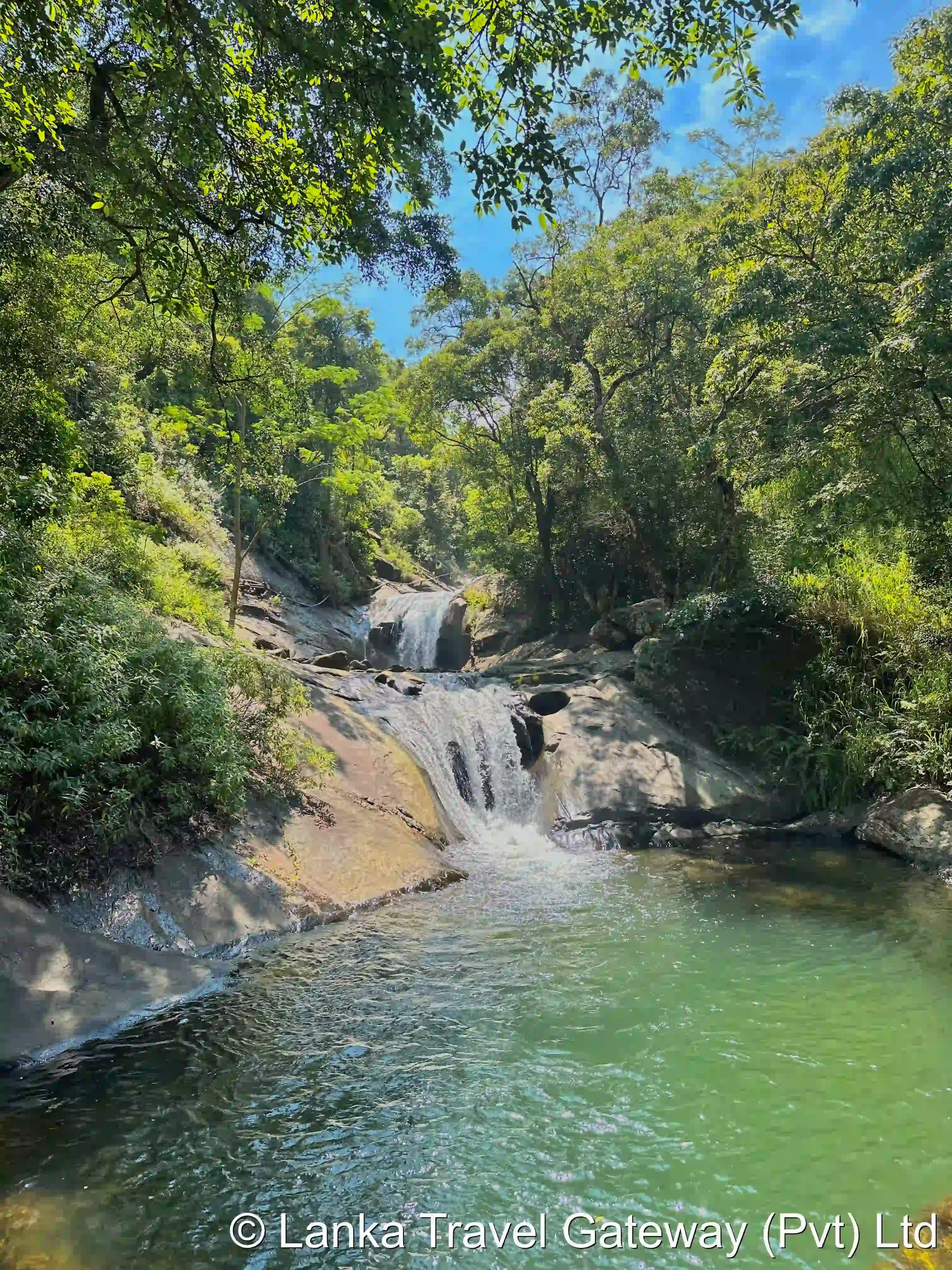 Bambarakiri Ella – Lower Cascade & Natural Pool