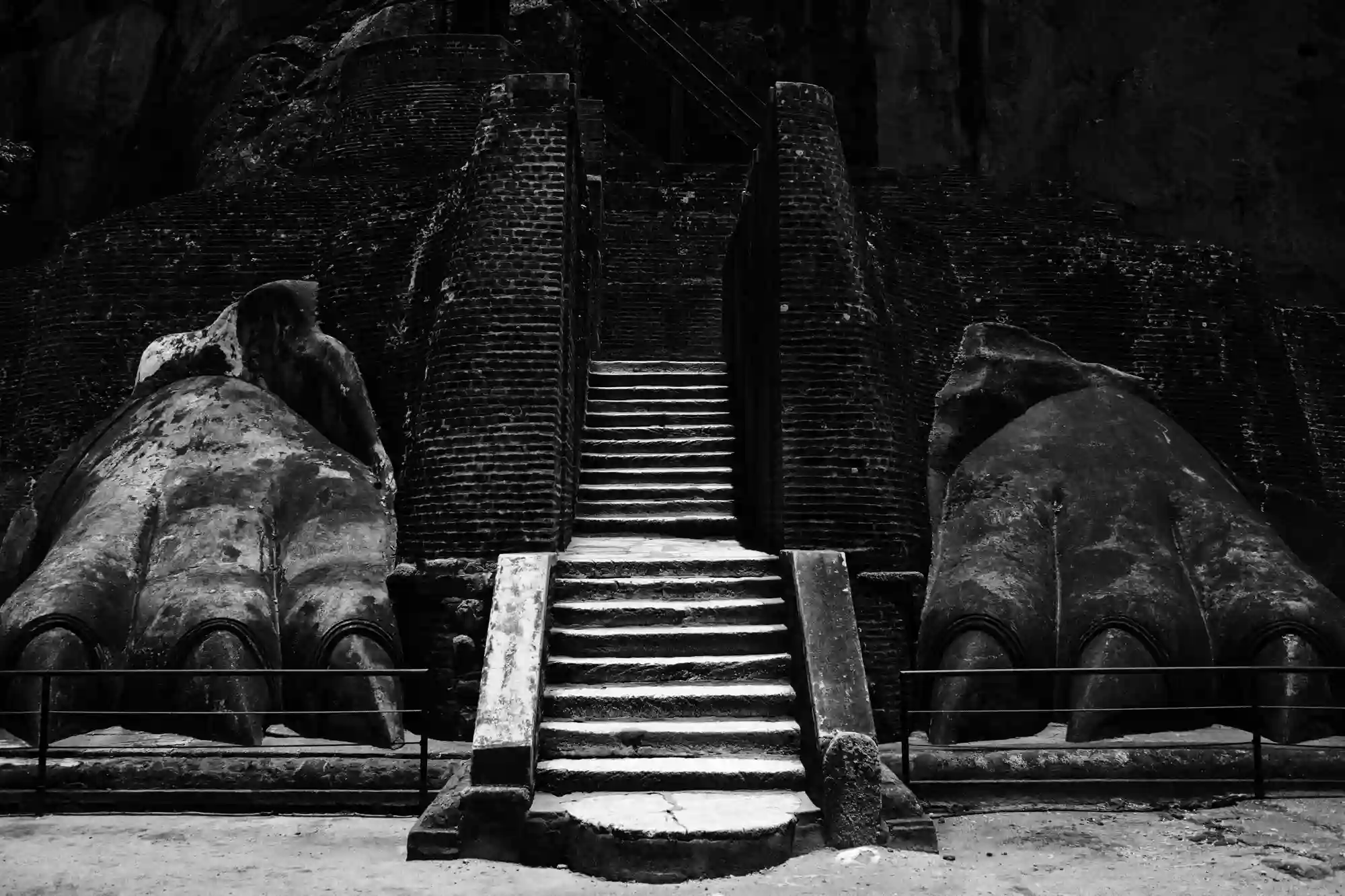 Lion's Paw Entrance